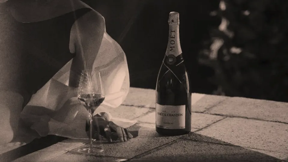Moët & Chandon champagne — sepia duotone